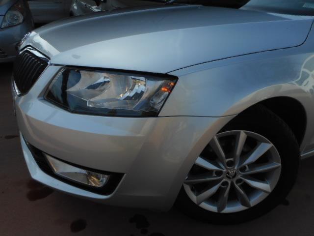 SKODA Octavia Octavia 1.6 TDI CR 110 CV DSG W. Execut.