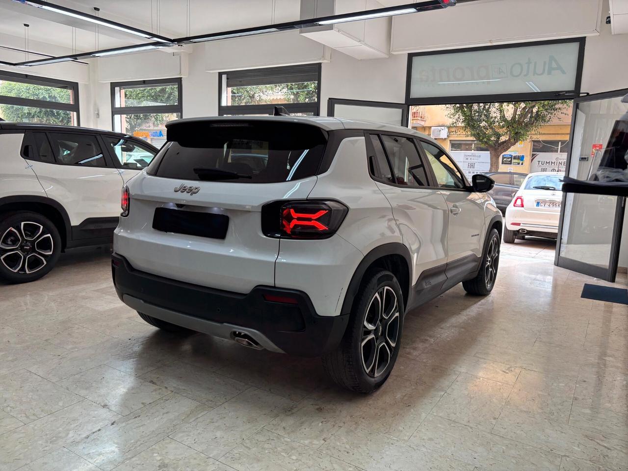 Jeep Avenger 1.2 Turbo 100 CV Summit Plus