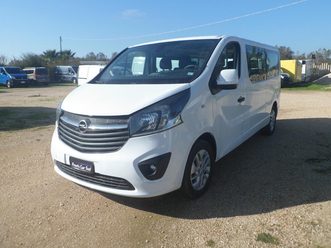 Opel Vivaro 9 posti maxi