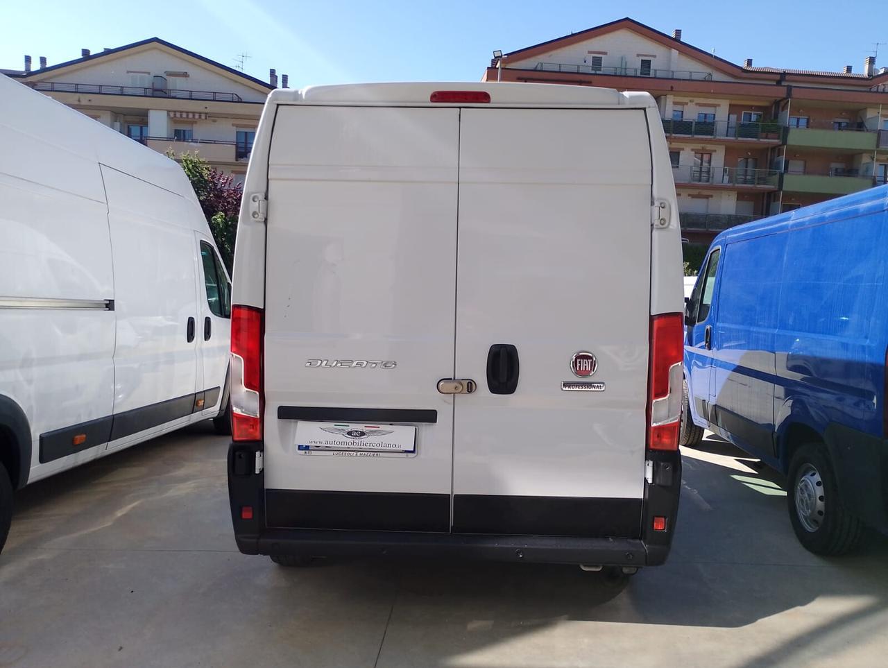 Fiat Ducato FIAT DUCATO 33 MH2 2.3 Multijer 140CV E6D-temp 3 POSTI