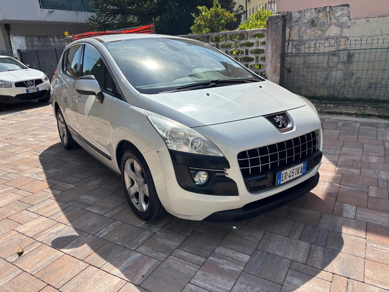 Peugeot 3008 1.6 HDi 114CV Business