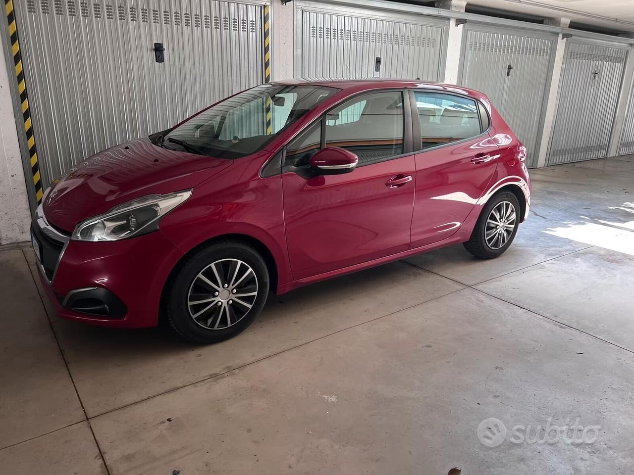 Peugeot 208 PureTech 82 5 porte Access