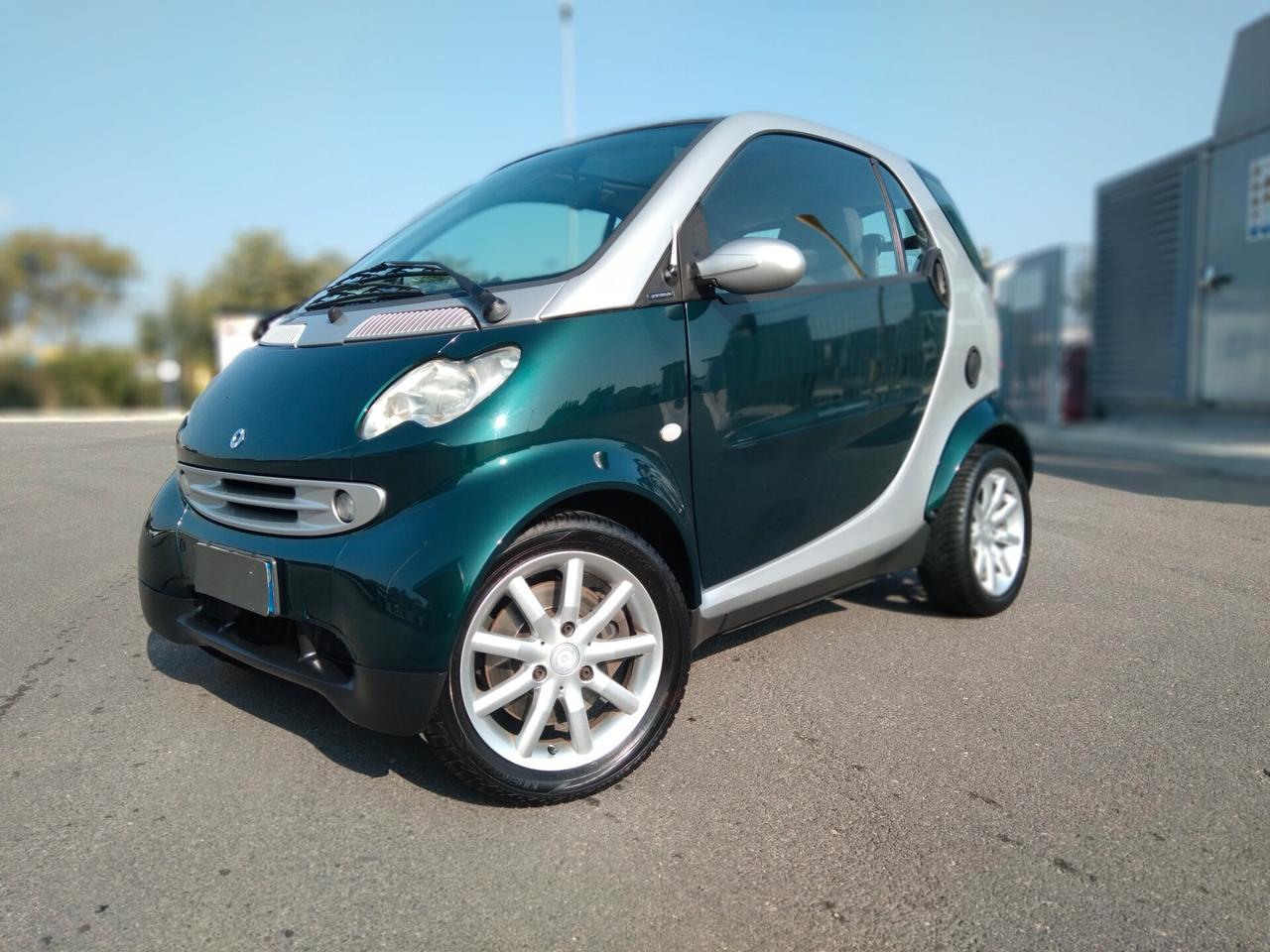 Smart ForTwo 700 coupé grandstyle (45 kW)