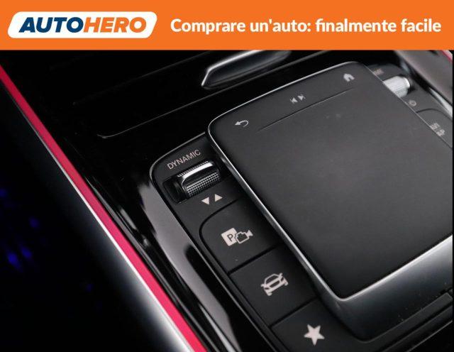 MERCEDES-BENZ GLB 200 d Automatic Premium