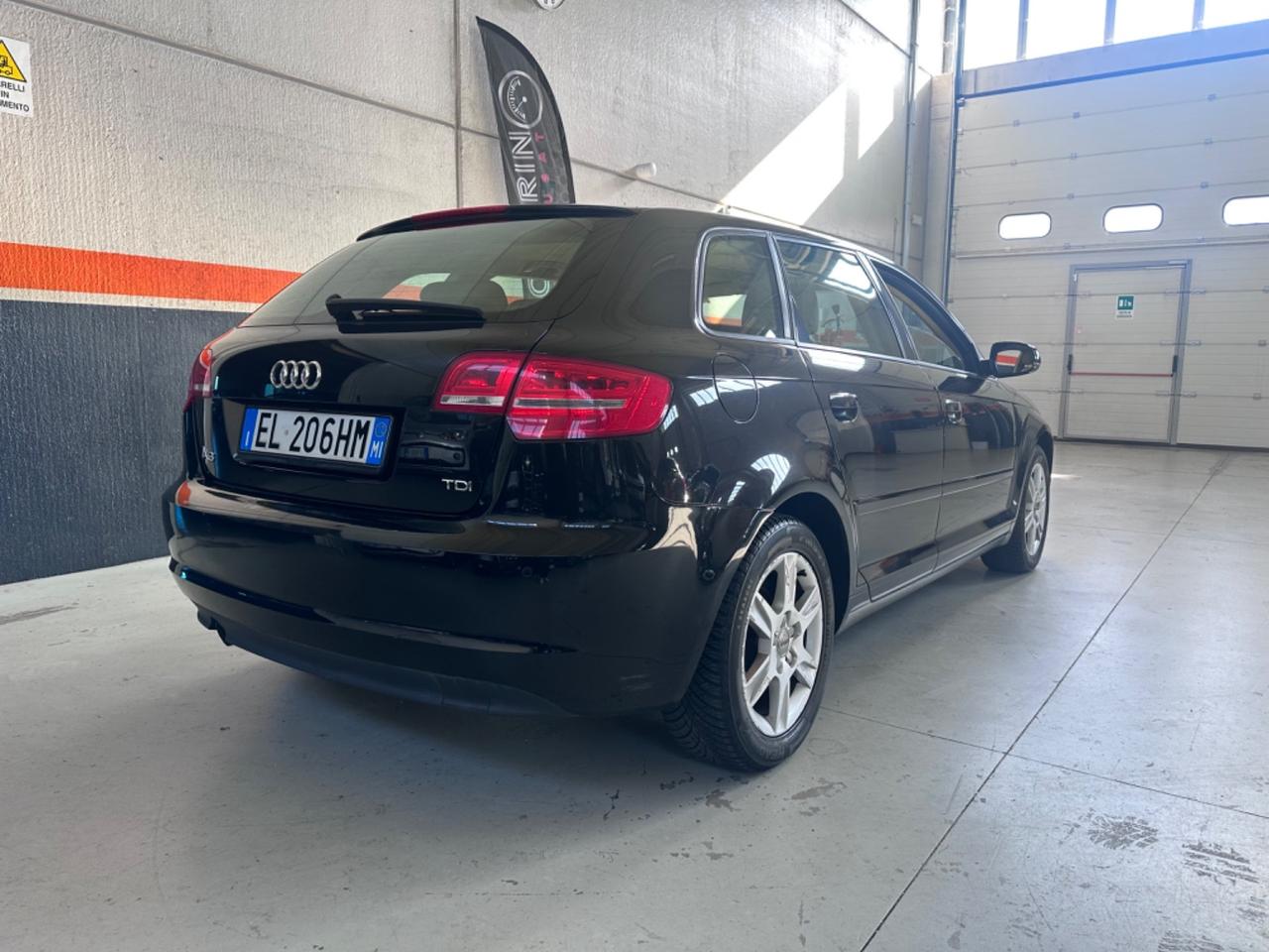 Audi A3 1.6 TDI Young Edition