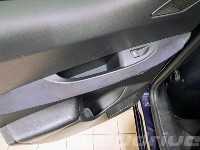 DS AUTOMOBILES DS 3 Crossback BlueHDi 130 aut. Ines De La Fressange KM 98.200