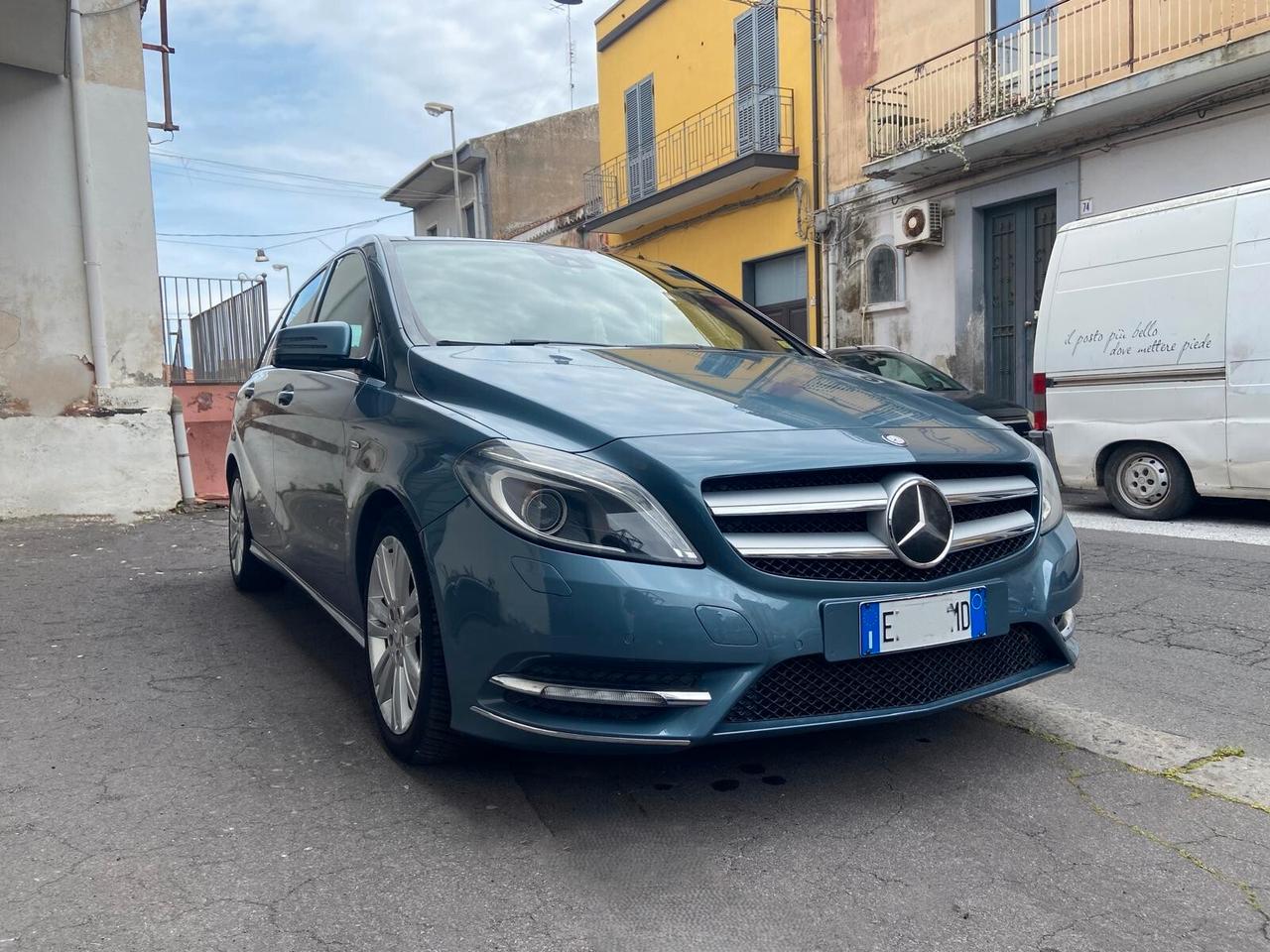 Mercedes-benz B 200 CDI BlueEFFICIENCY Premium