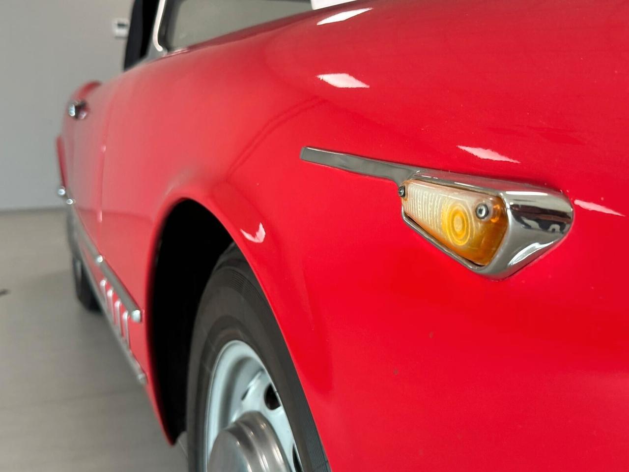Alfa Romeo 2000 Touring Spider