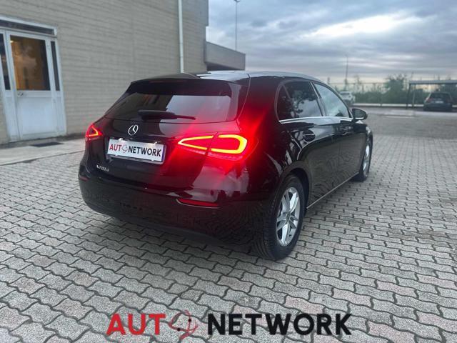 MERCEDES-BENZ A 200 d Automatic Business Extra