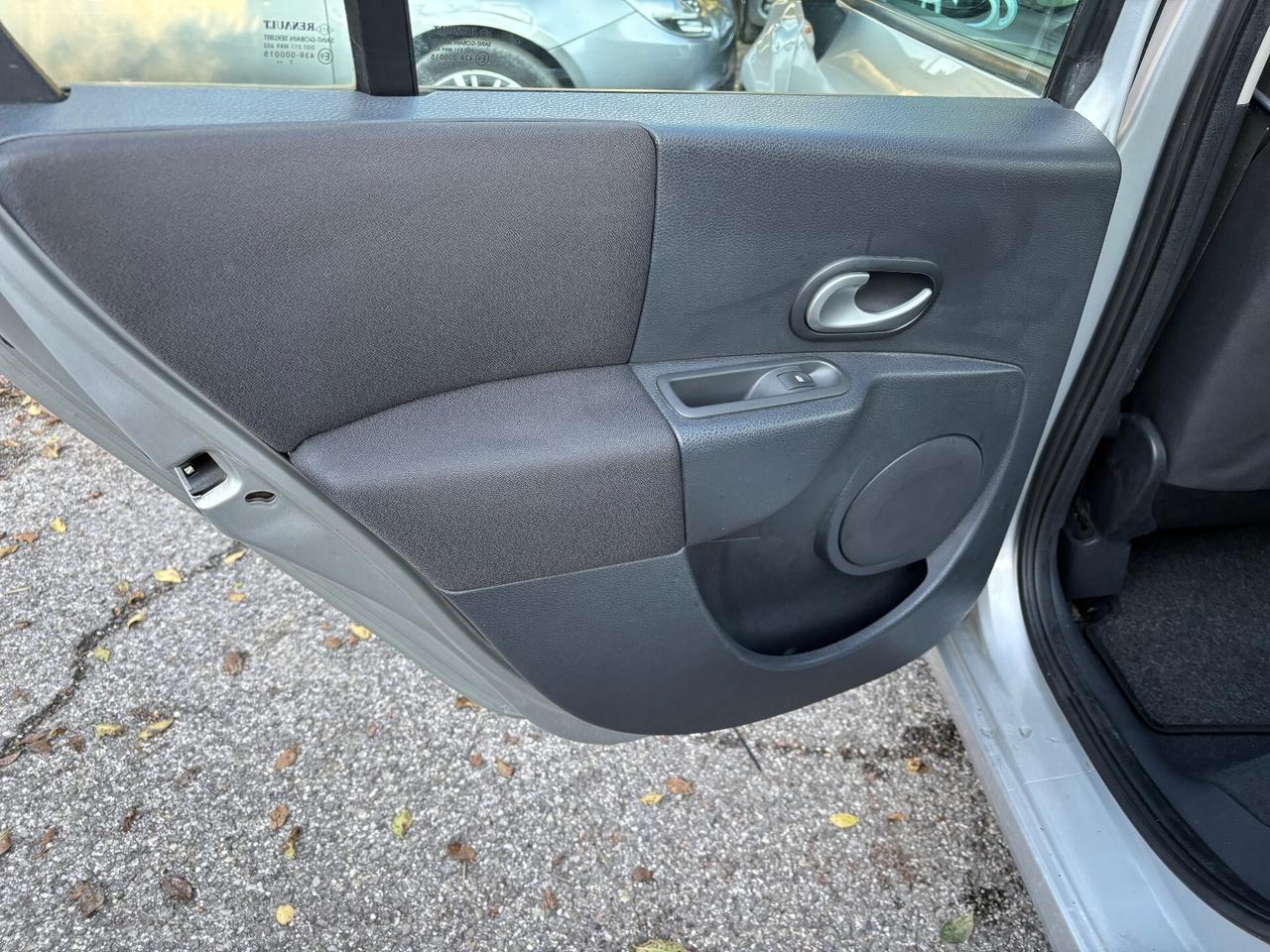 Renault Modus 1.2 16V OK Neopatentati