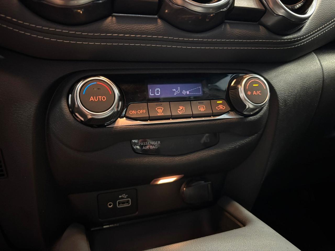 Nissan Juke 1.0 DIG-T 114 CV N-Connecta