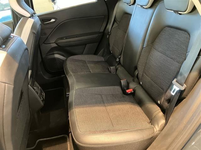 RENAULT Captur 1.6 E-Tech hybrid Intens 145cv auto