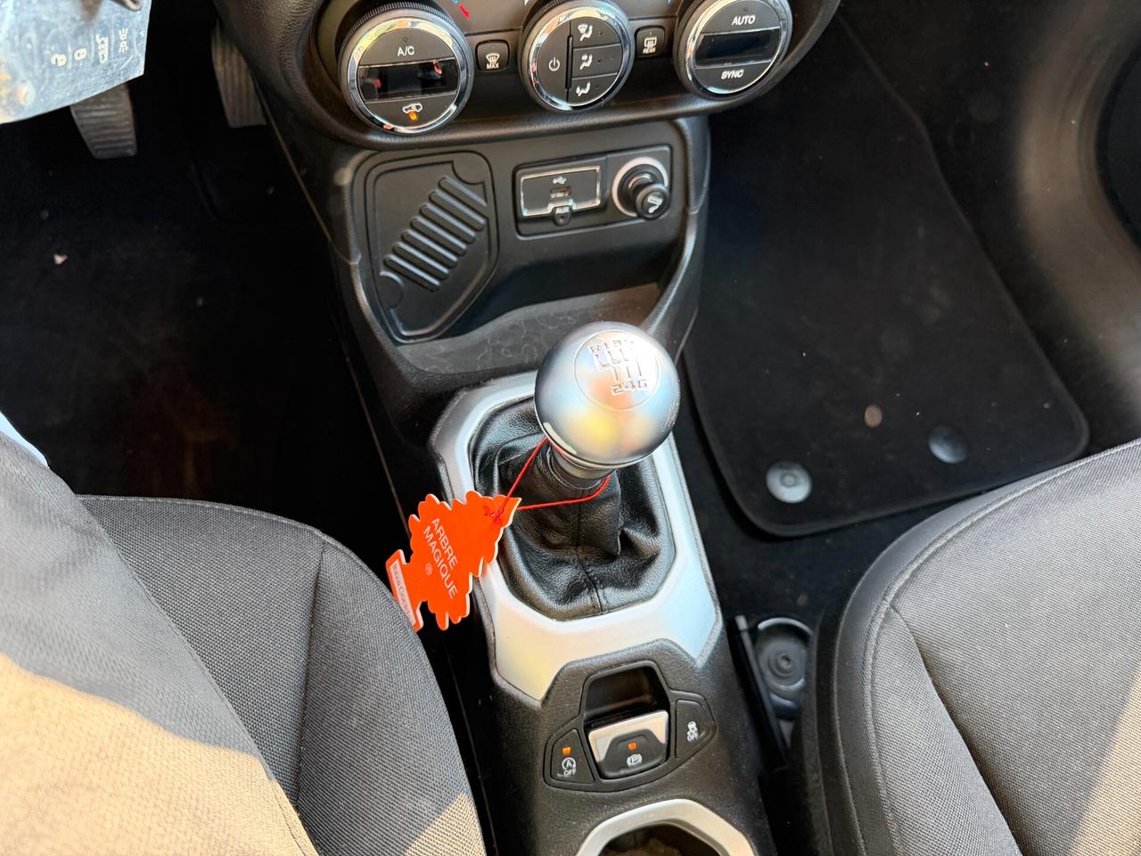 JEEP RENEGADE ANNO 2015 1.6 DIESEL 120 CV