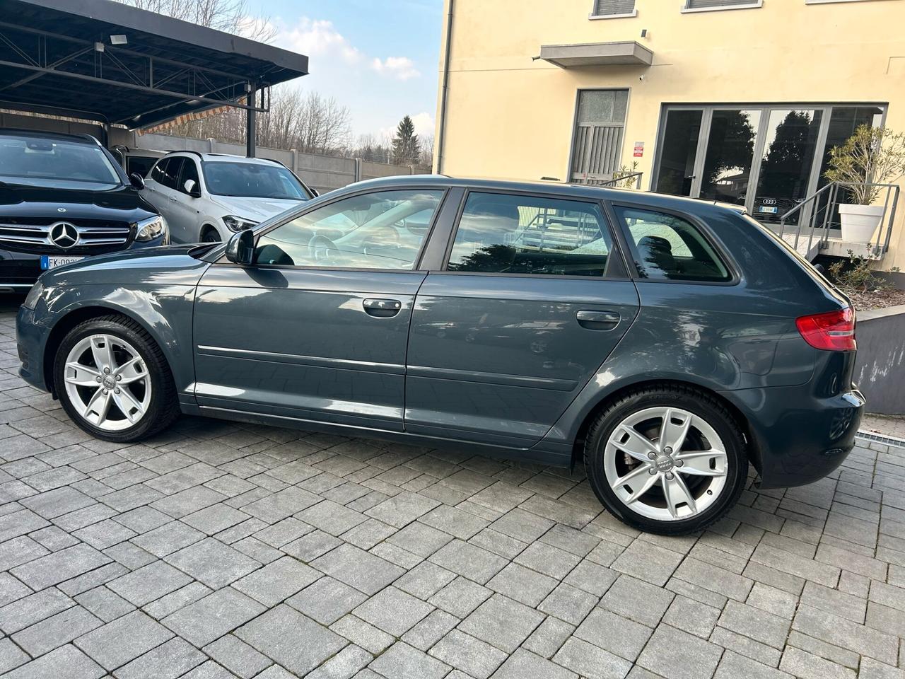 Audi A3 SPB 1.6 TDI 105 CV CR Ambiente