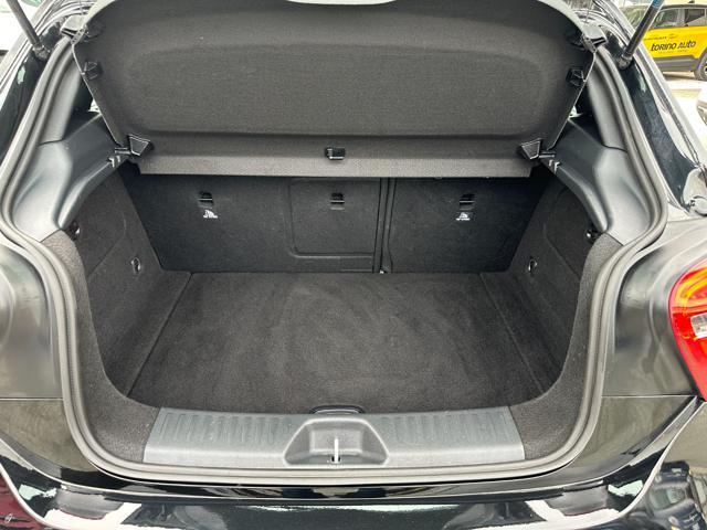 MERCEDES-BENZ A 180 d Automatic Business