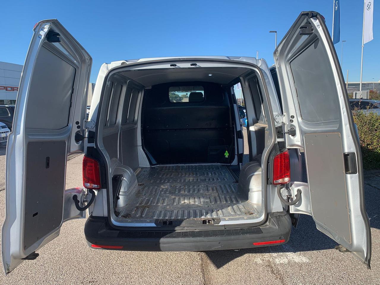 Volkswagen T6.1 Transporter t6.1 28 2.0 tdi 110cv business p.c.