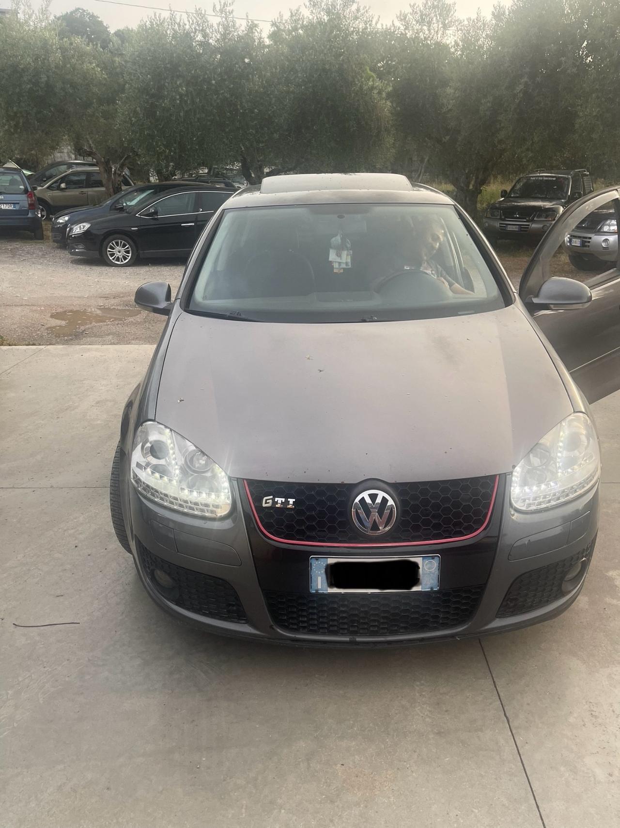 Volkswagen Golf 2.0 16V TDI 3p. Comfortline