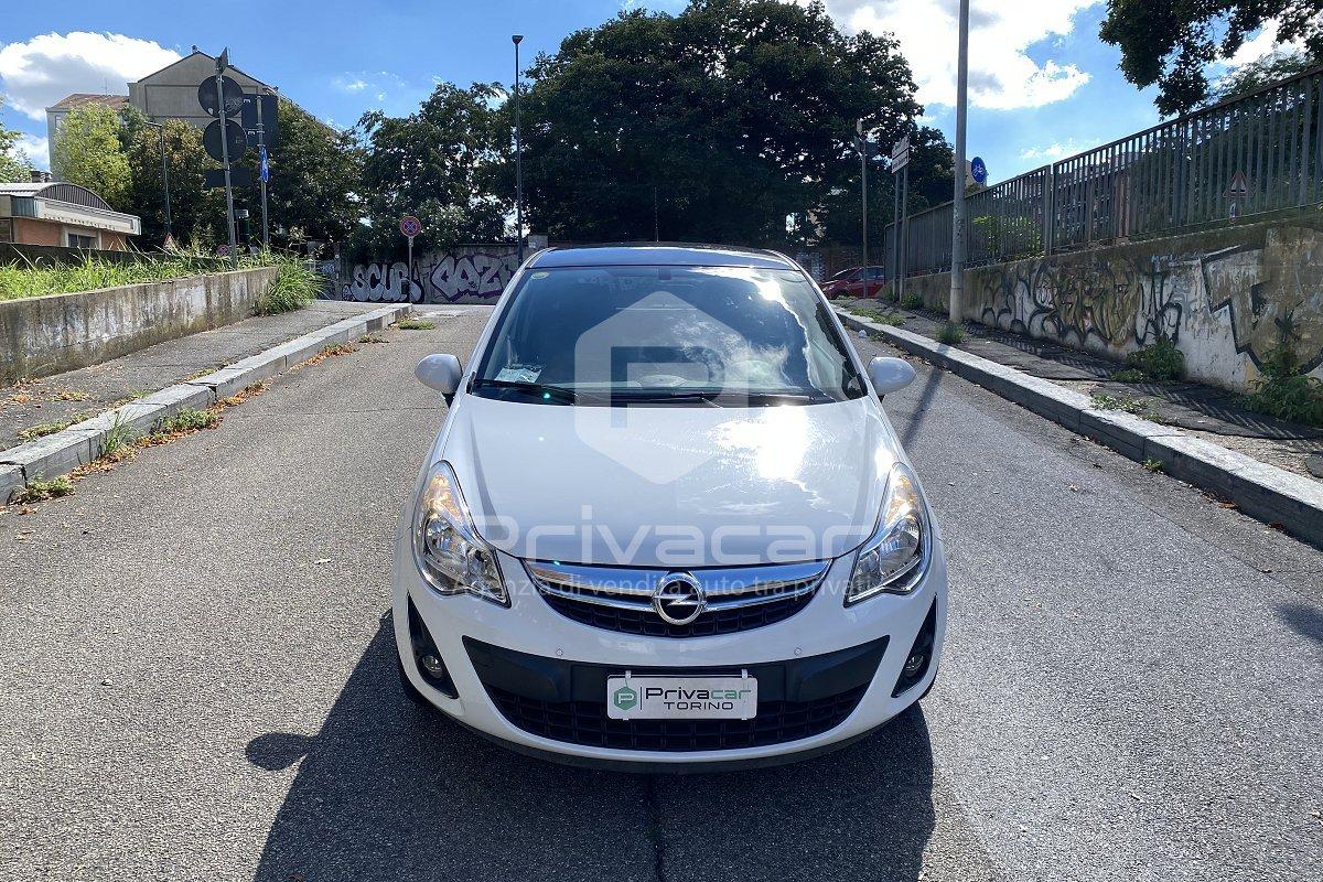 OPEL Corsa 1.4 16V 3 porte b-color