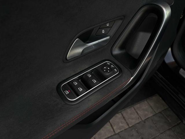 MERCEDES-BENZ A 180 d Automatic Premium AMG*LUCI AMBIENT!!
