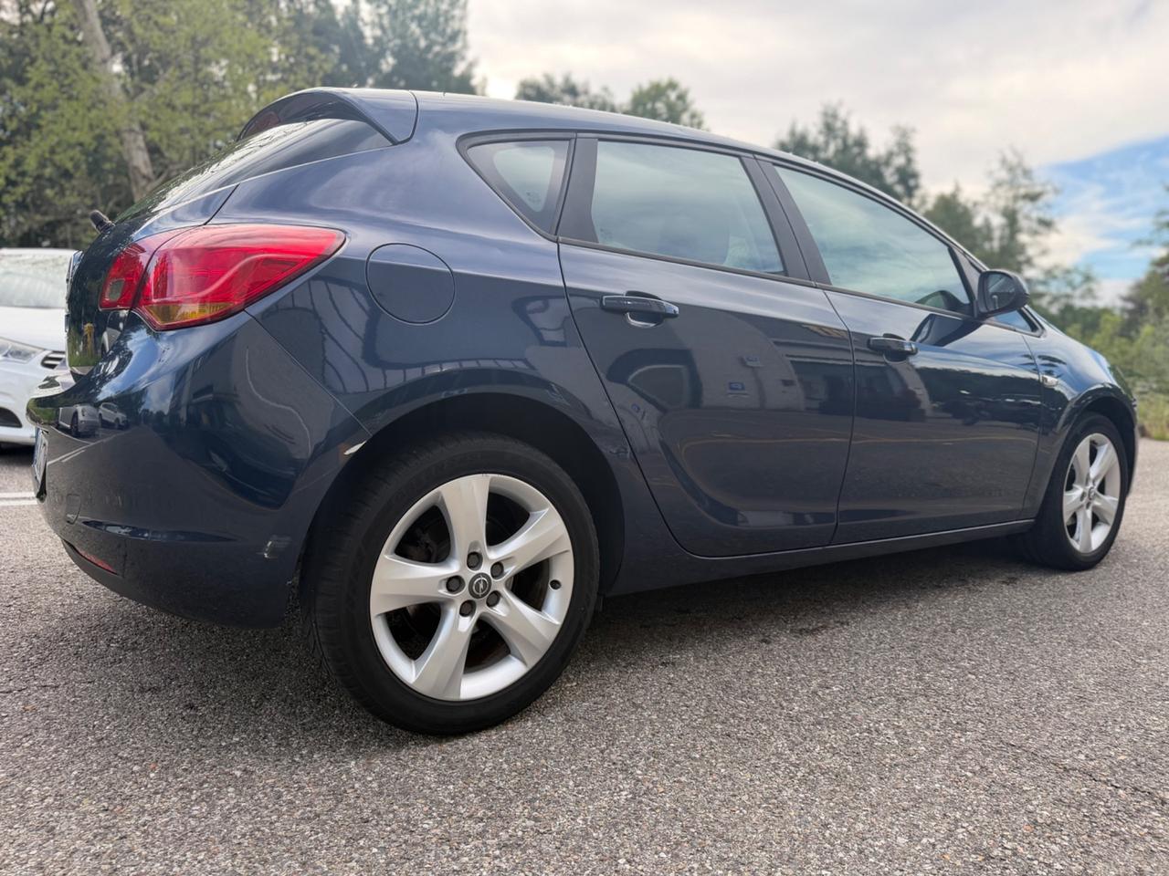 Opel Astra 1.6 115CV 5 porte*Neopatentati*Cerchi*