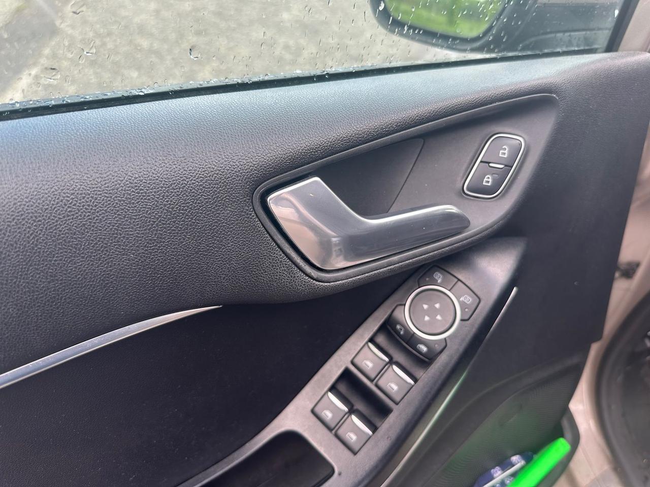 Ford Fiesta Vignale 1.5 TDCi #6360