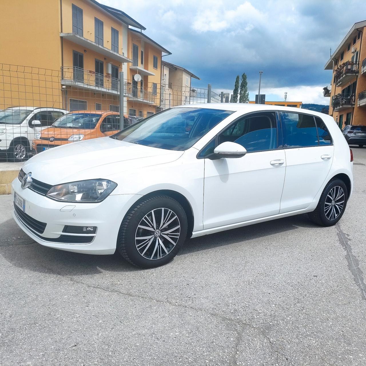 Volkswagen Golf 1.6 TDI 5p. Highline BlueMotion Technology