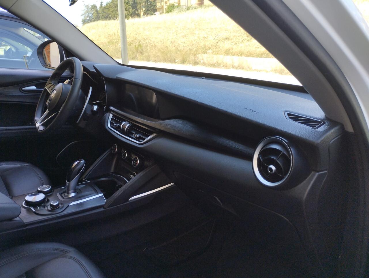 Alfa Romeo Stelvio 2.2 Turbodiesel 210 CV AT8 Q4 Business