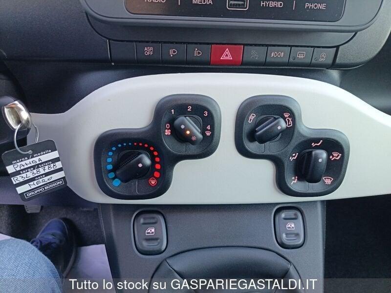 FIAT Panda 1.0 FireFly S&S Hybrid Pandina