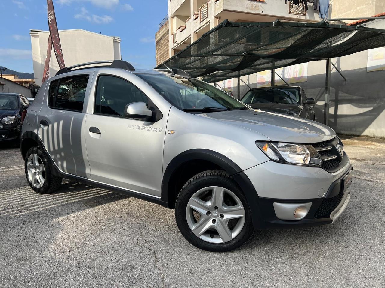 Dacia Sandero Stepway 0.9 tce Prestige 90cv Navi/Park/Bluetooth