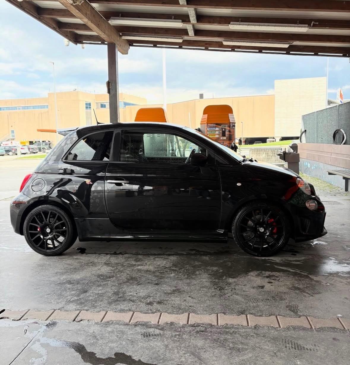 Abarth 595 1.4 Turbo T-Jet 160 CV Pista