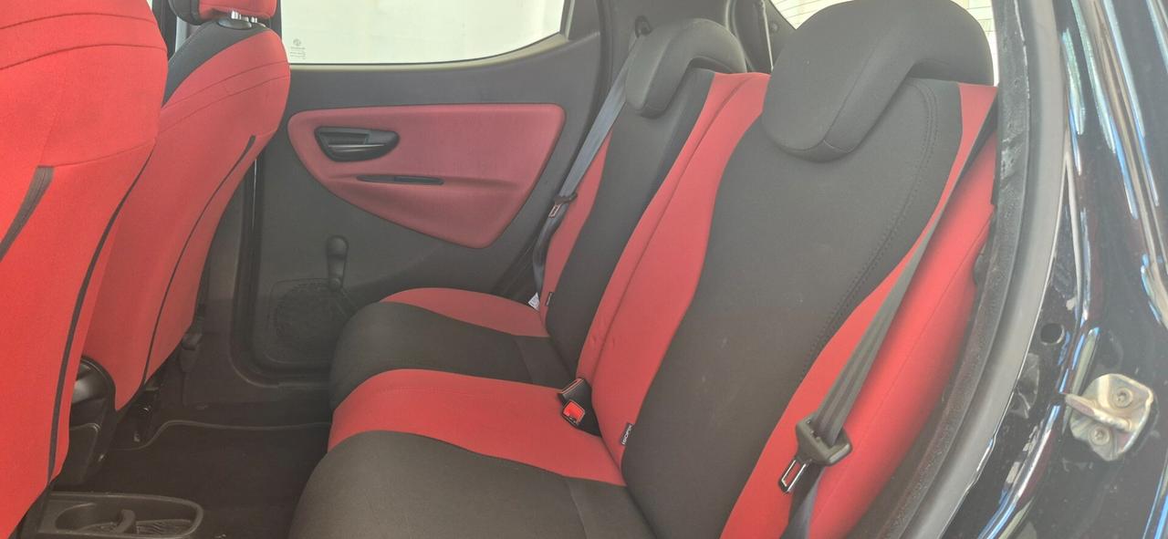 LANCIA Ypsilon 1.2 69CV Adatta Per Neopatentati 2014