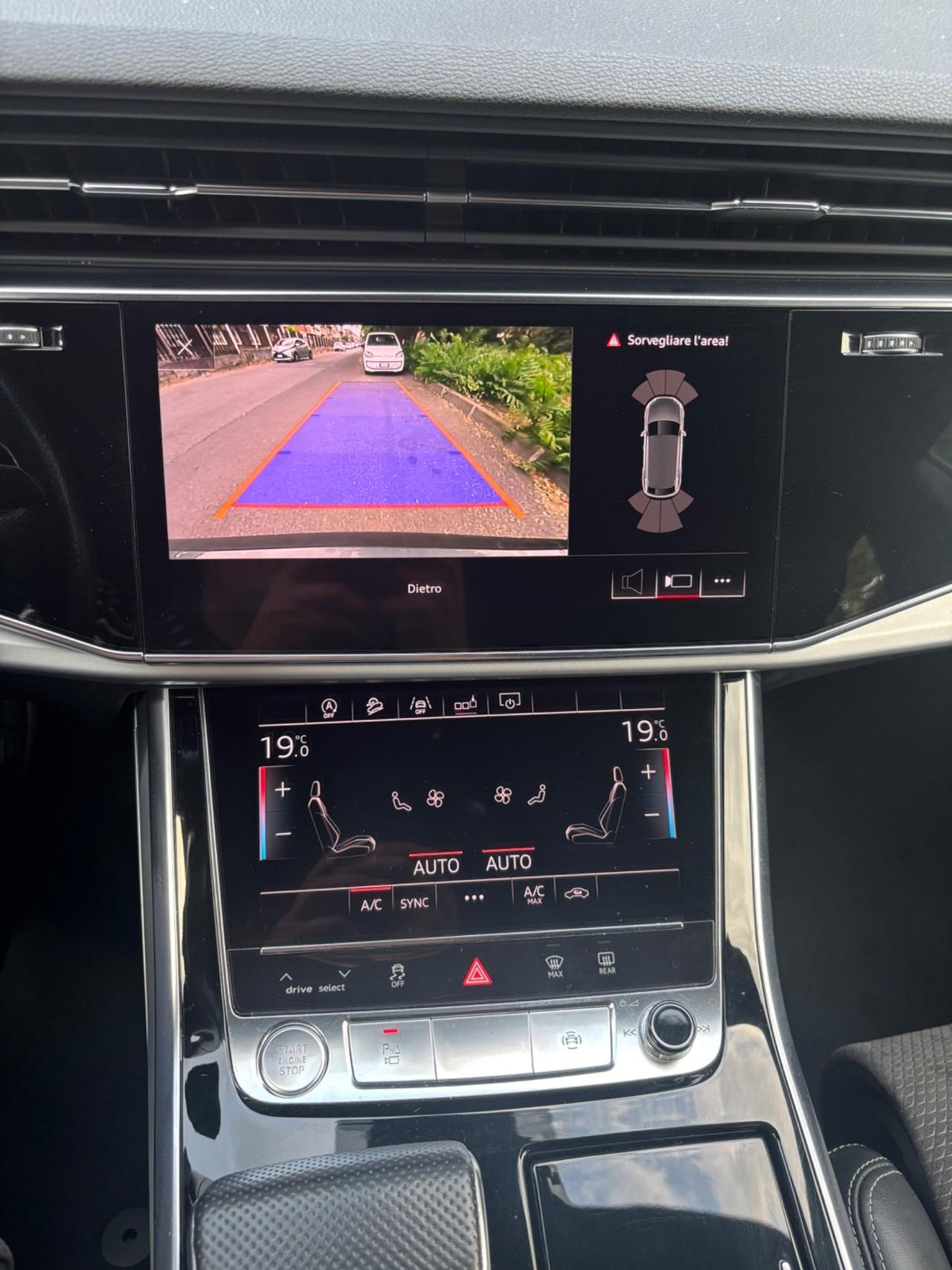 Audi Q8 50 TDI FULL OPTIONAL