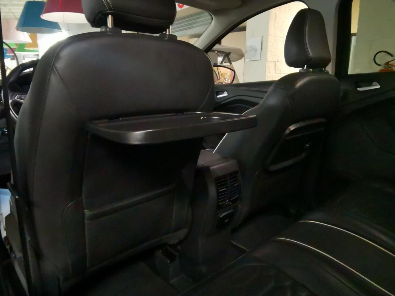 Ford Kuga 2.0 TDCI 180 CV 4WD Powershift Vignale