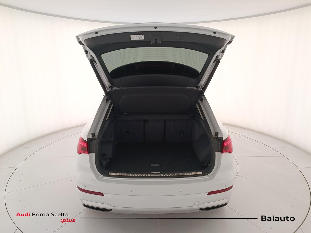 Audi Q3 35 2.0 tdi business advanced s tronic