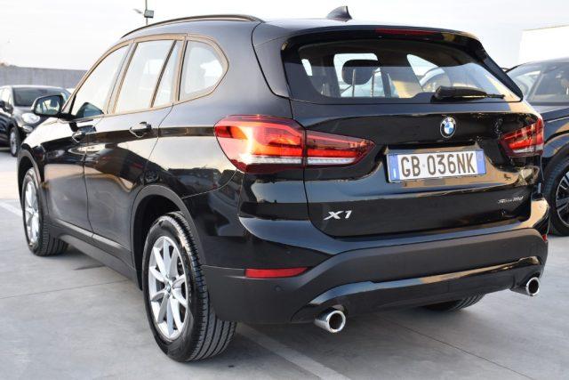 BMW X1 sDrive18d Business Advantage *Navi, led*