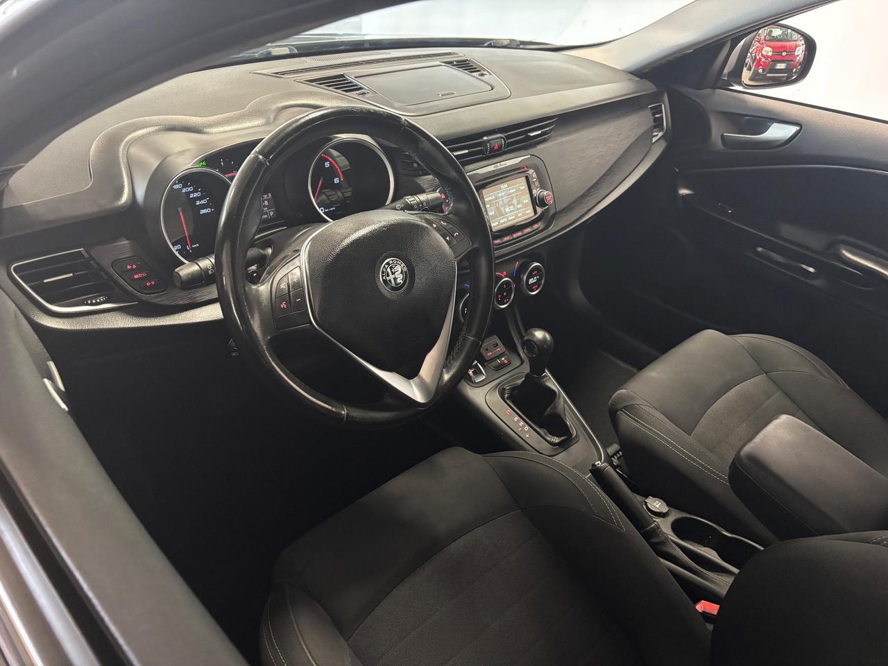 Alfa Romeo Giulietta 1.6 JTDm AUT. |OK NEOPATENTATI |
