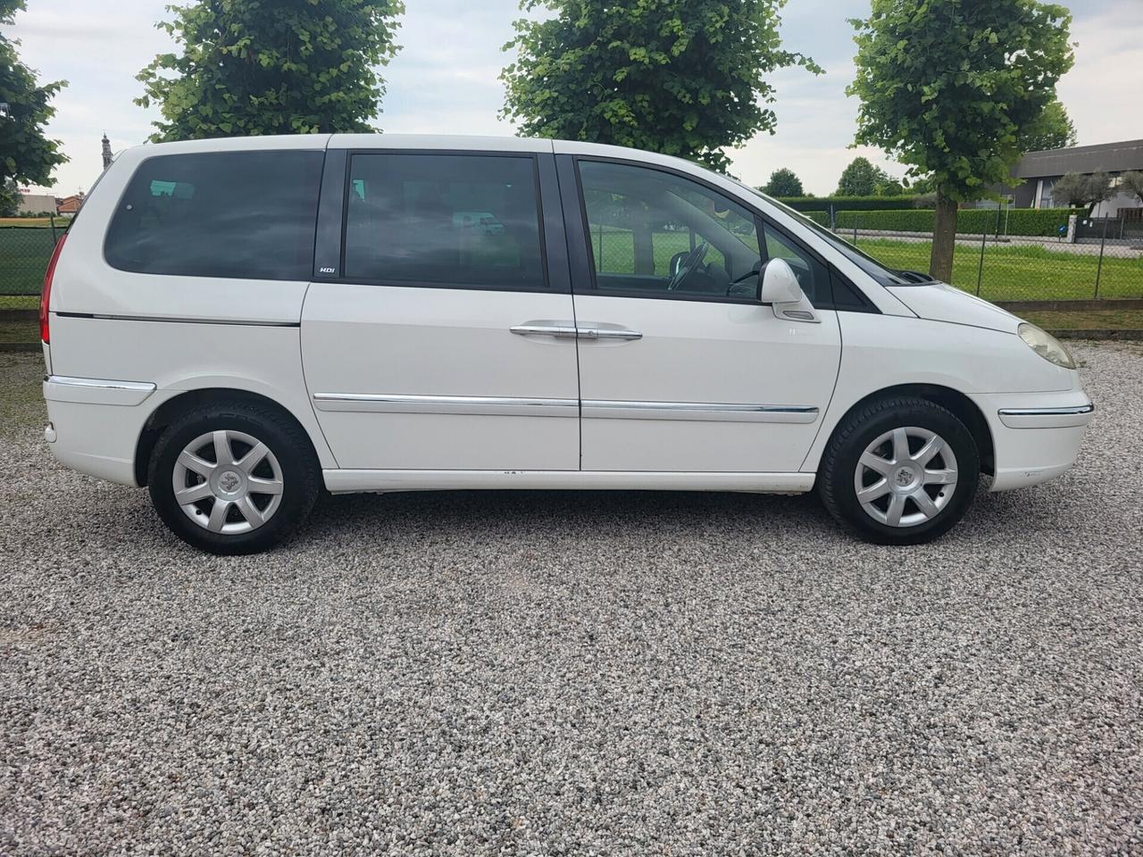 Peugeot 807 2.2 HDi 170CV