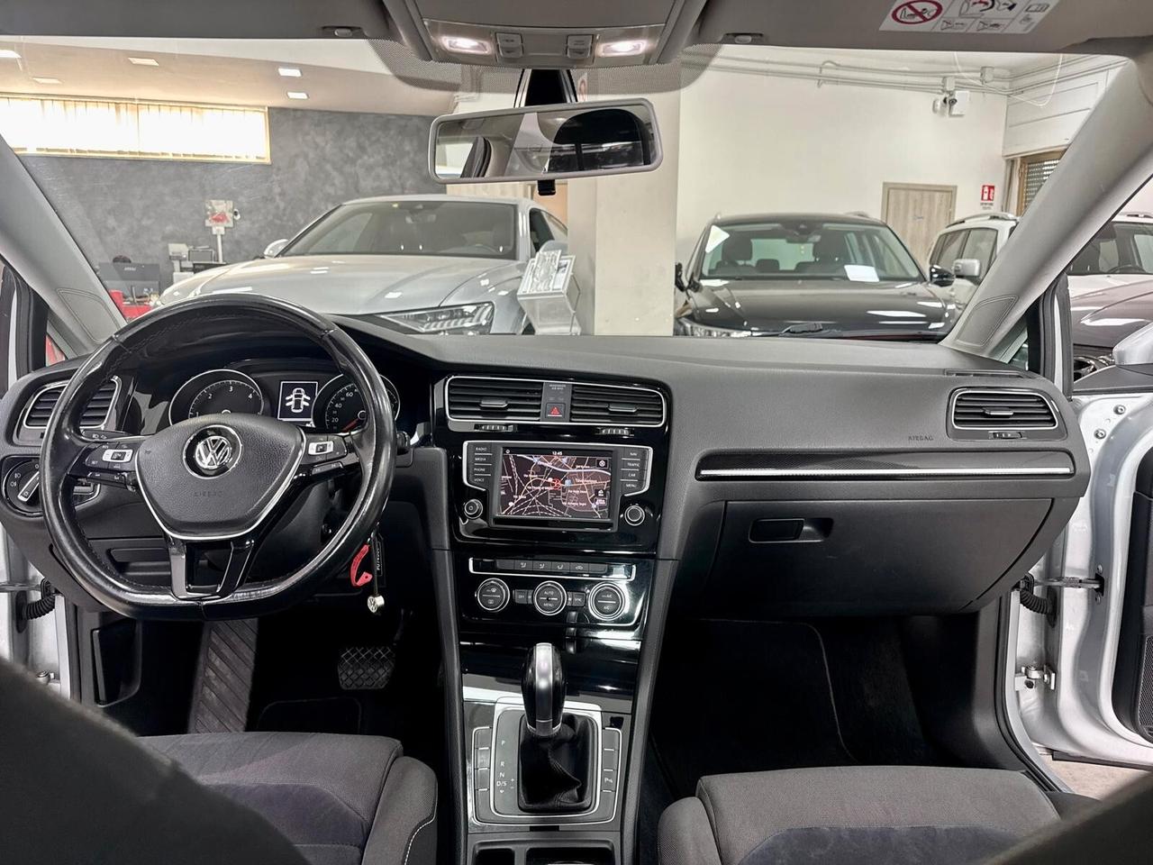 Volkswagen Golf 1.6 TDI 110CV DSG 5p. Highline 2017