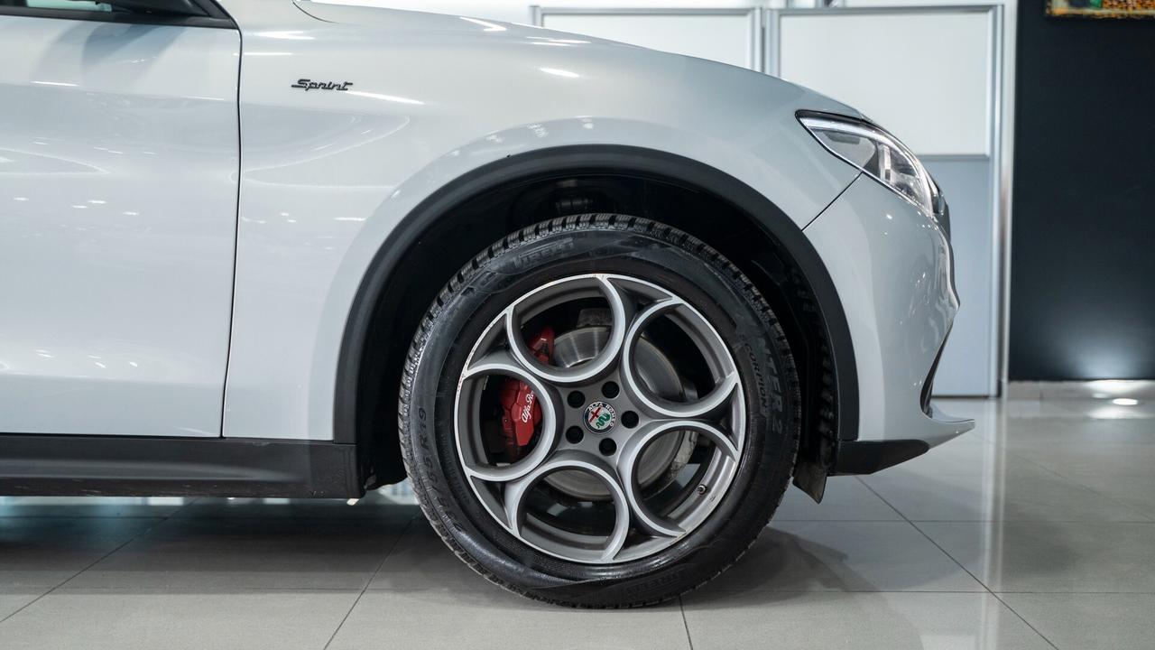 Alfa Romeo Stelvio 2.2 t SPRINT Q4 190 CV AT8 19" XENO NAVI PELLE FUL