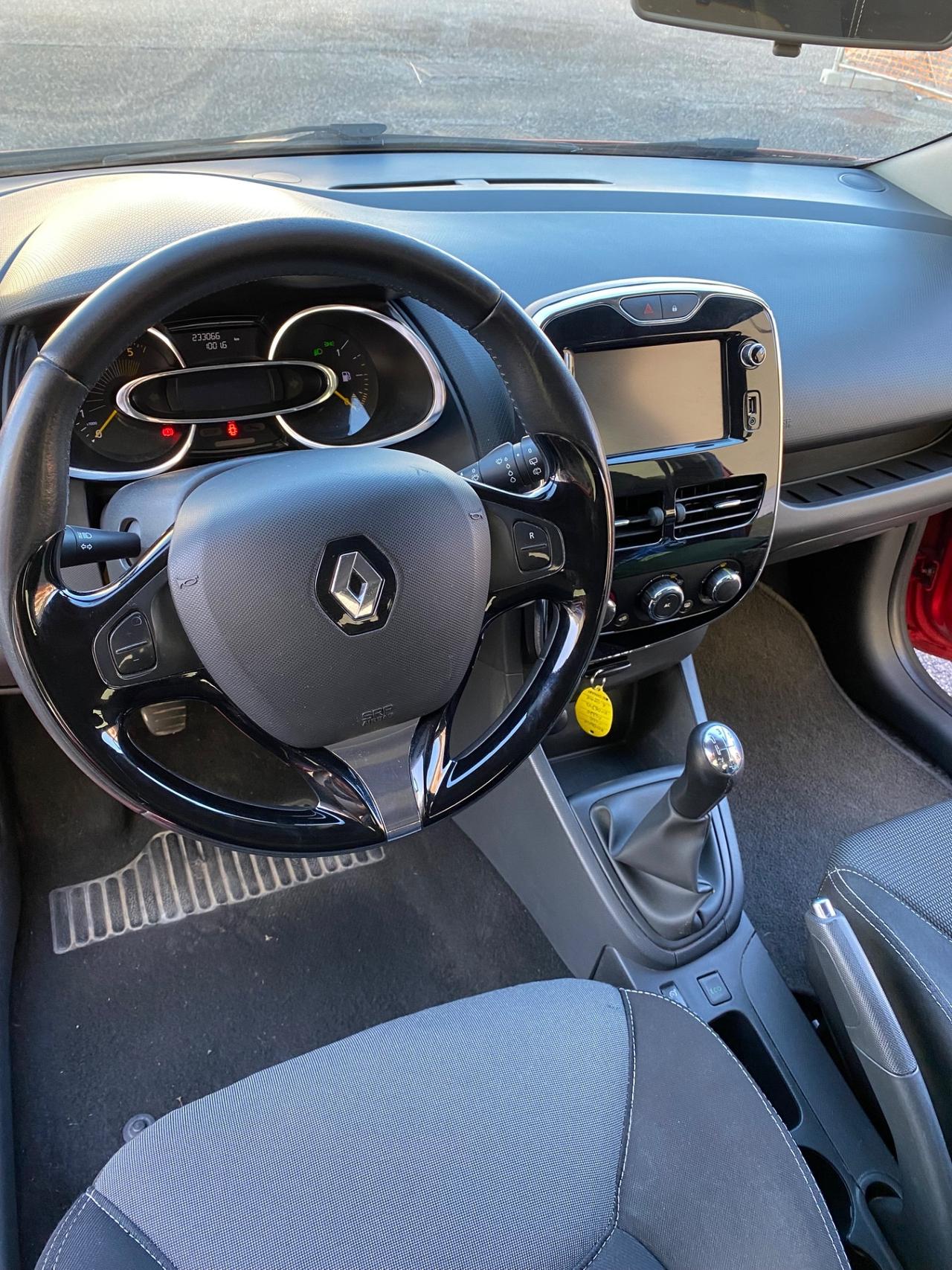 Renault Clio Sporter 1.5 dCi 8V 90CV Start&Stop 83gr. EcoBusiness