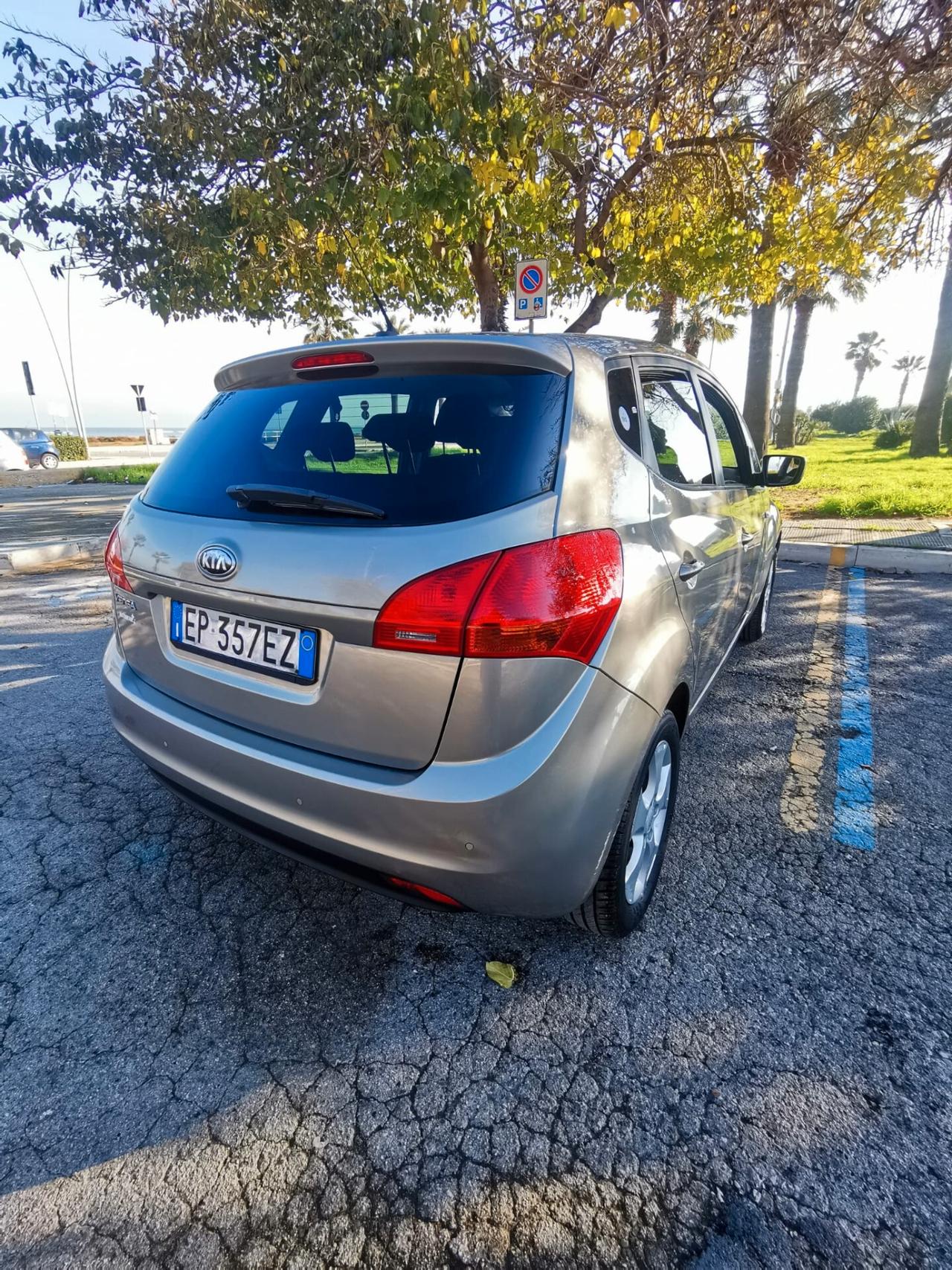 Kia Venga 1.4 GPL Easy - 12/2012