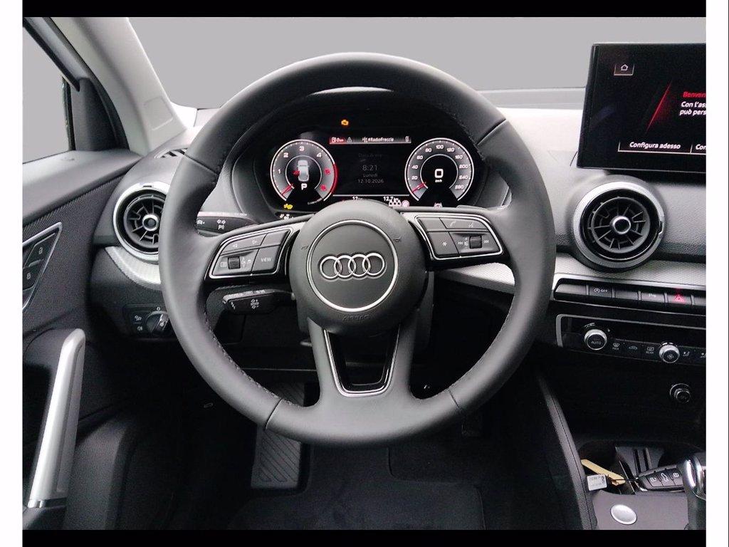 AUDI Q2 35 2.0 tdi identity black s-tronic del 2026