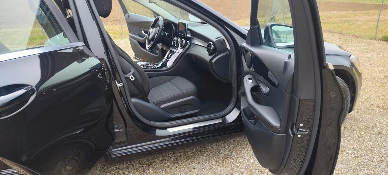 Mercedes-benz C 180 d Auto Premium