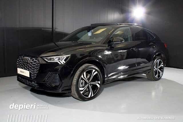 Audi Q3 Sportback 45 TFSI e S tronic Identity Black PHEV