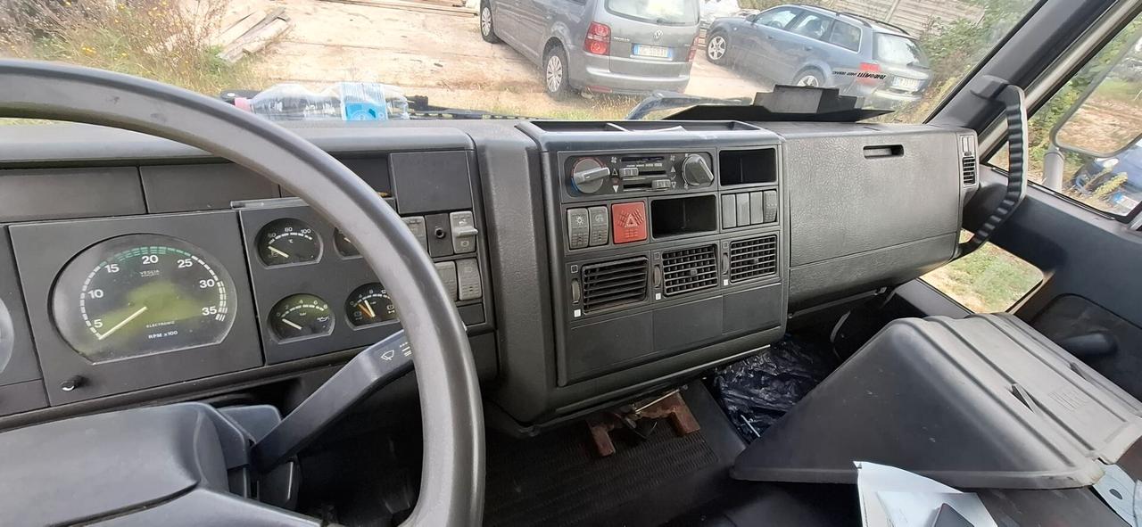 Iveco 100e18n
