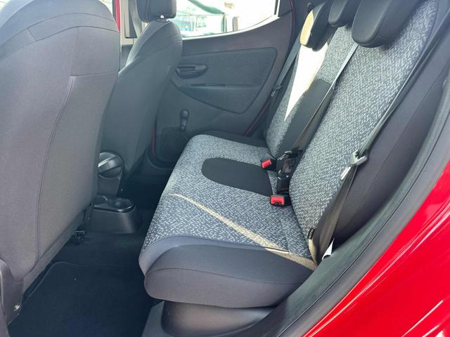 LANCIA Ypsilon 1.0 FireFly 5 porte S&S Hybrid Ecochic Silver