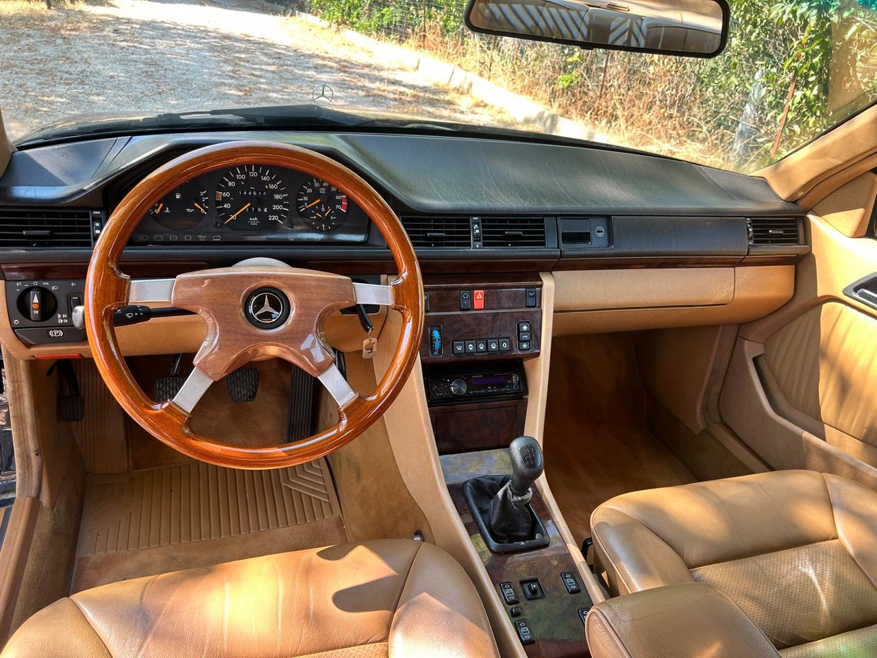 Mercedes-benz 300 200 CE cat Coupé
