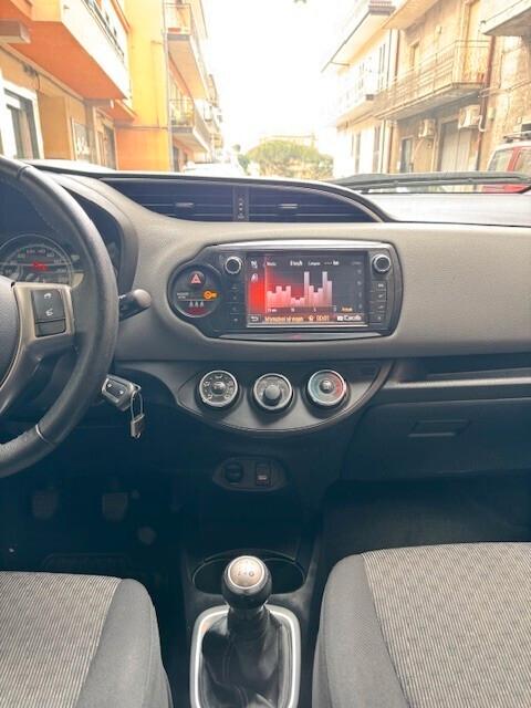 Toyota Yaris 1.0 5 porte Lounge