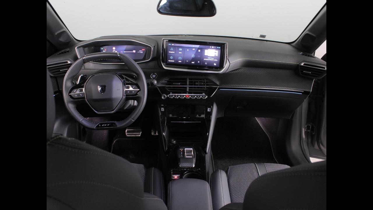 PEUGEOT 208 II 2023 - 208 1.2 hybrid GT 145cv e-dcs 6