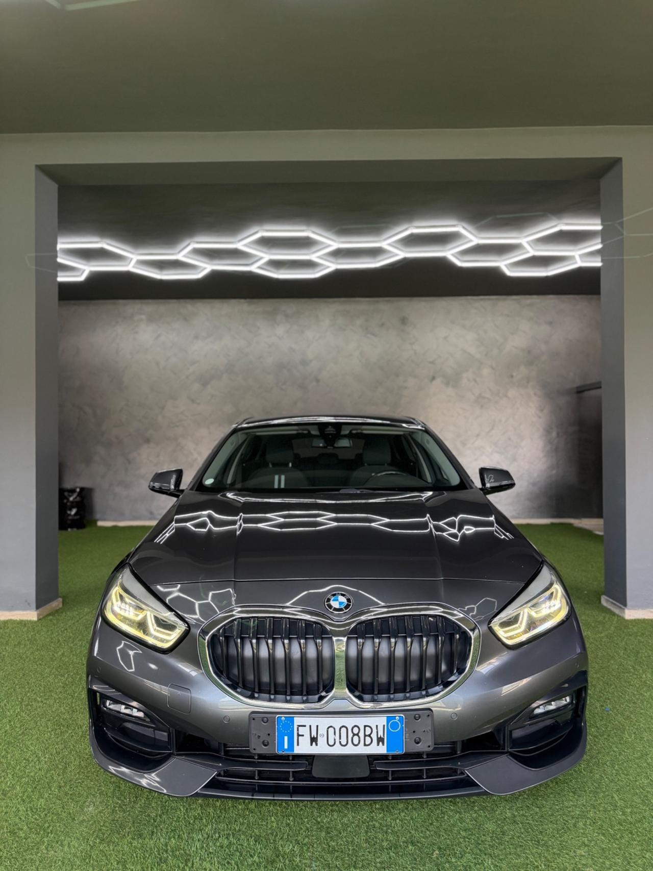 Bmw 118d 5p. Sport TETTO APRIBILE